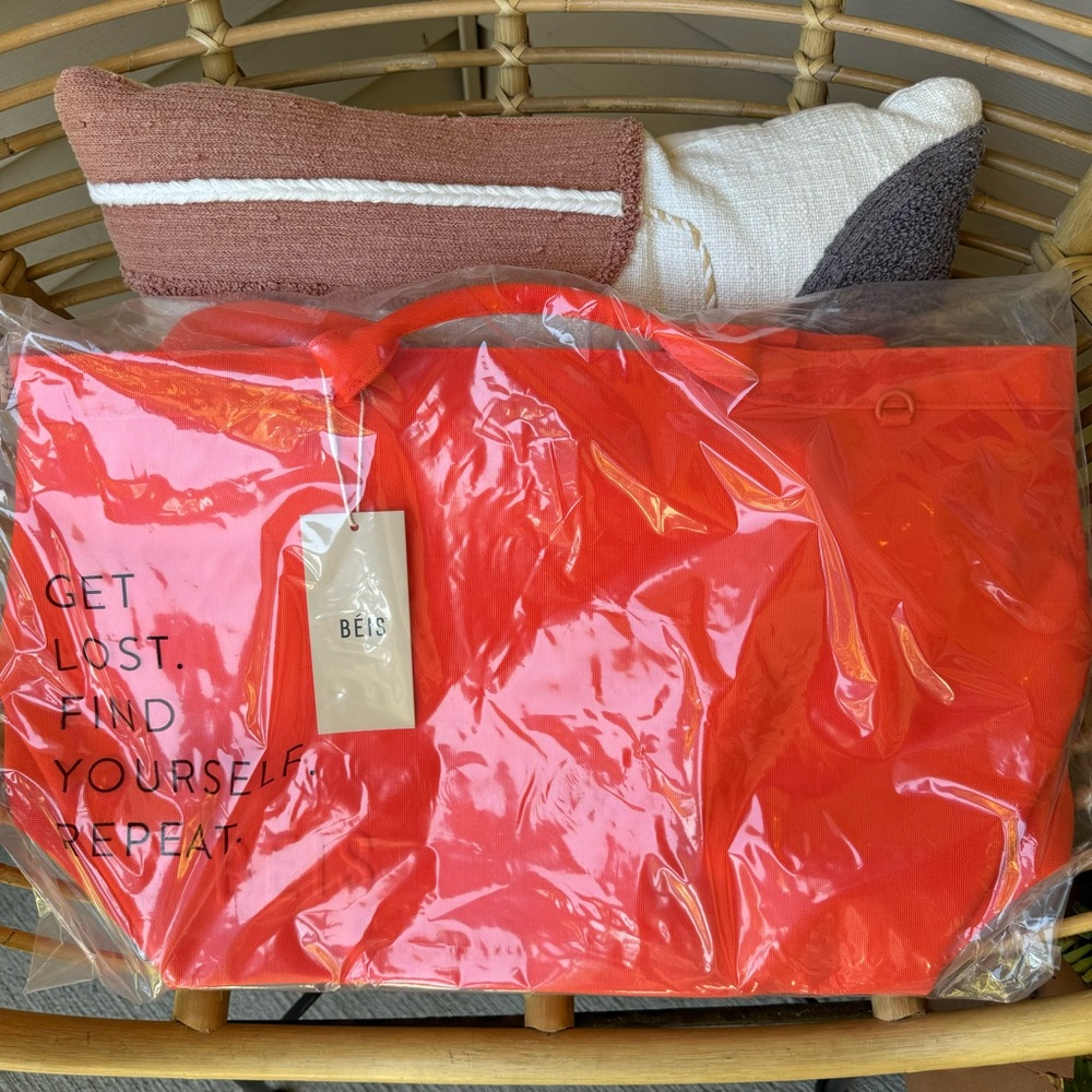 BEIS The Travel Tote in Flame NWT - Picture 4 of 8